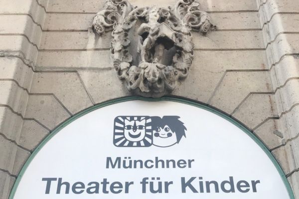Eingang des Münchener Theater für Kinder