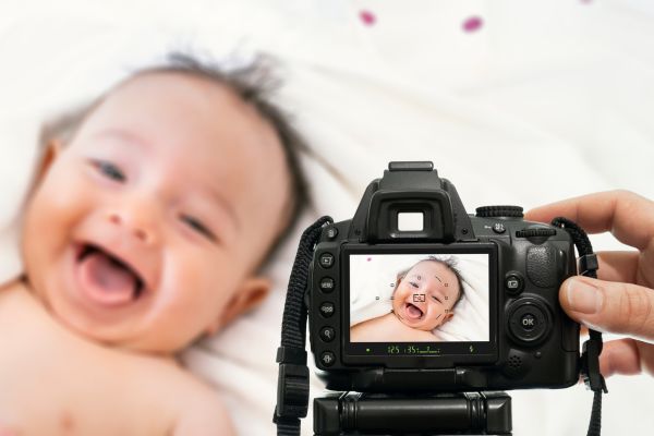 Baby wird fotografiert